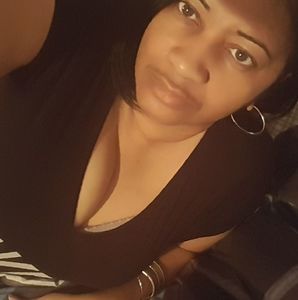 Meet your Posher, Apryl